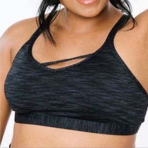 Zyia Active Luxe Bra - size Medium